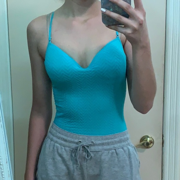 blue bodycon tank top - Picture 1 of 4